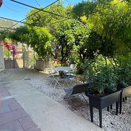 公寓 La Bibiane Sur !!! 滨海博利厄